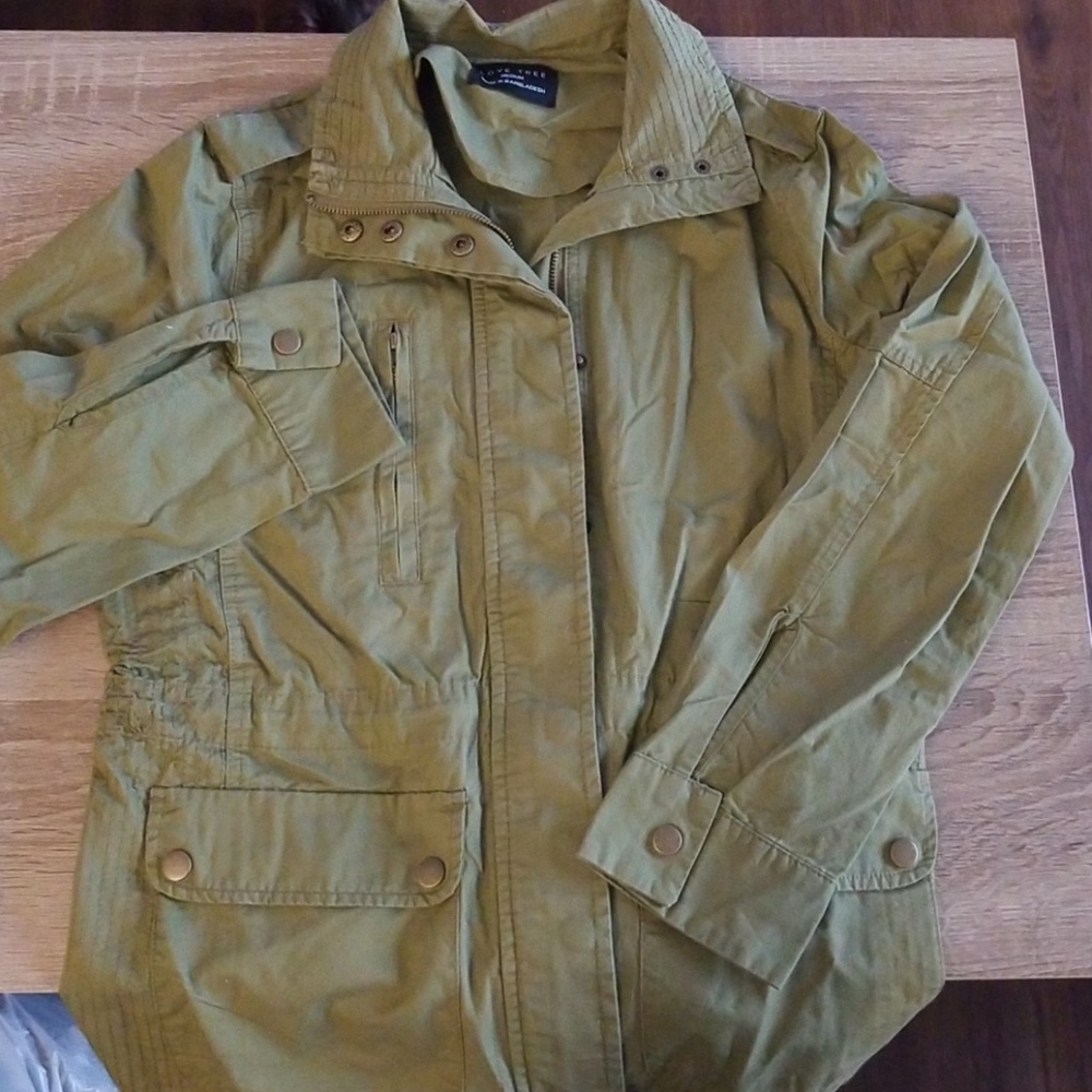 M Olive lightweight jacket